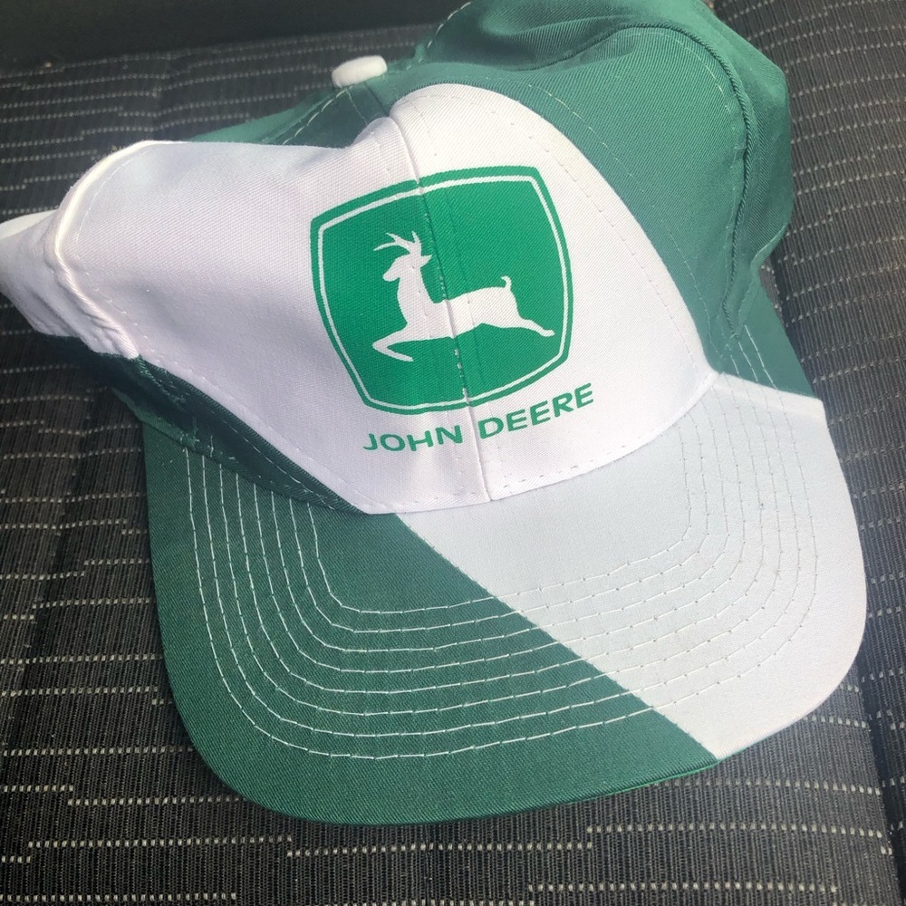 Vintage John Deere strapback 2 tone hat